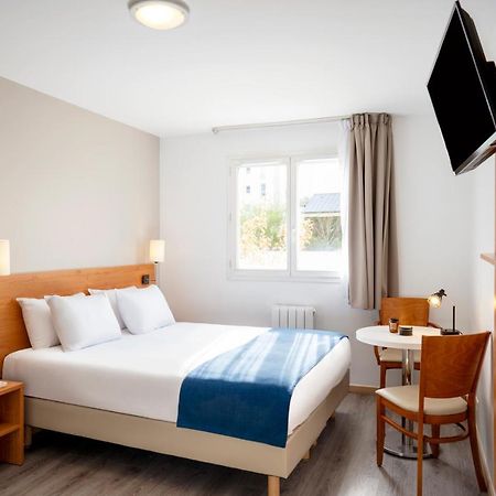 เซฌูร์ แอนด์ แอฟแฟร์ เครเตย เลอ มาจิสแตร์ โฮเทล Aparthotel ภายนอก รูปภาพ