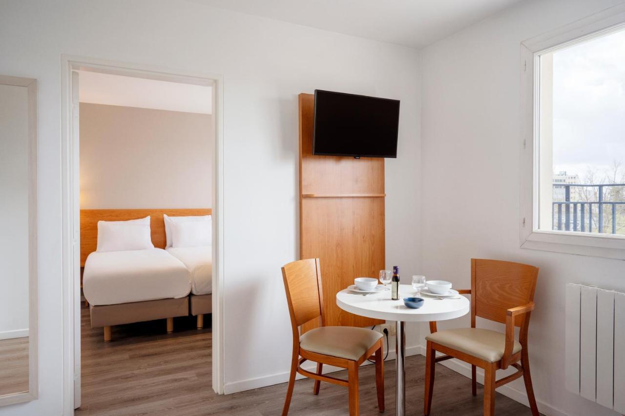 เซฌูร์ แอนด์ แอฟแฟร์ เครเตย เลอ มาจิสแตร์ โฮเทล Aparthotel ภายนอก รูปภาพ
