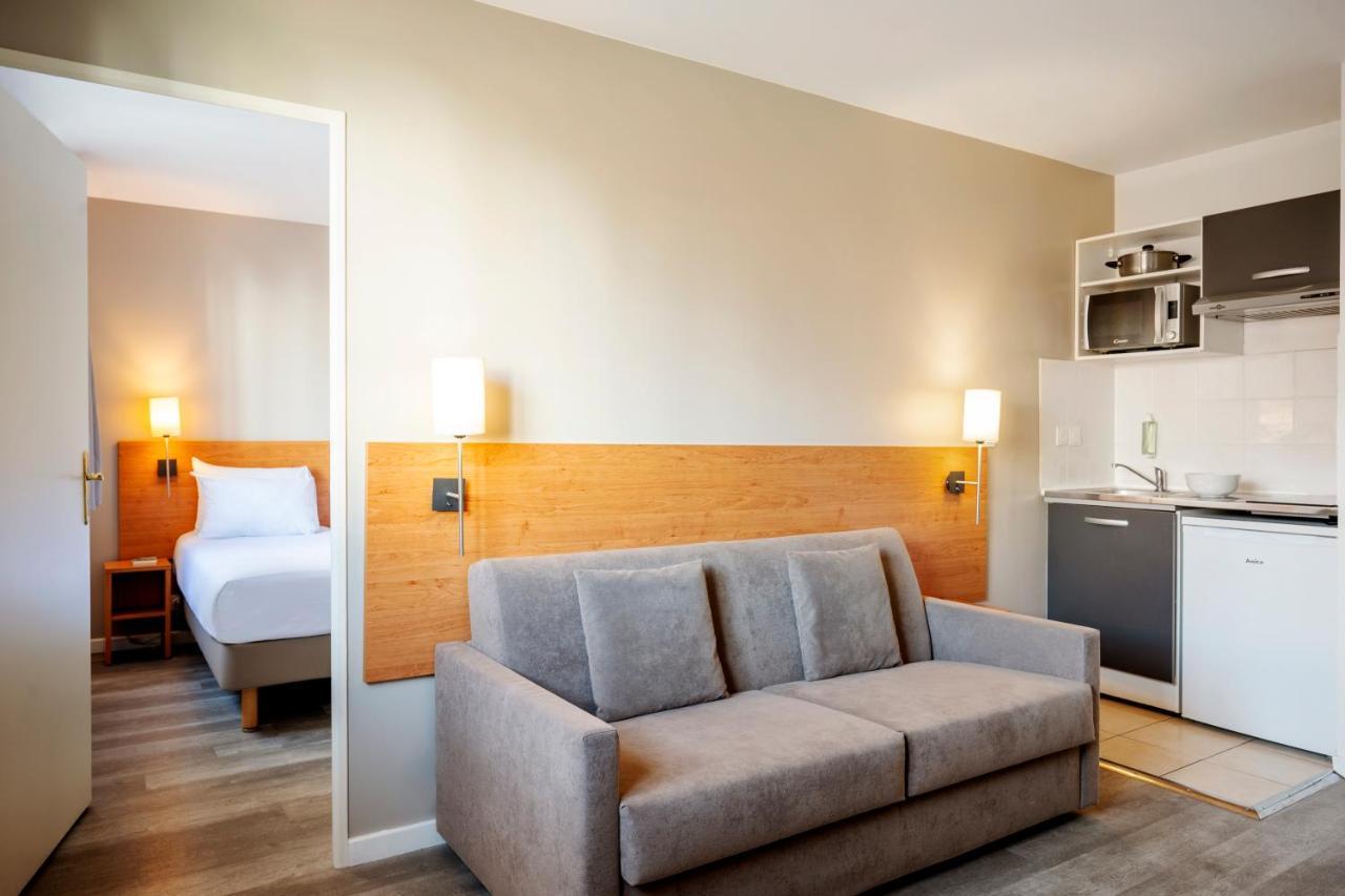 เซฌูร์ แอนด์ แอฟแฟร์ เครเตย เลอ มาจิสแตร์ โฮเทล Aparthotel ภายนอก รูปภาพ